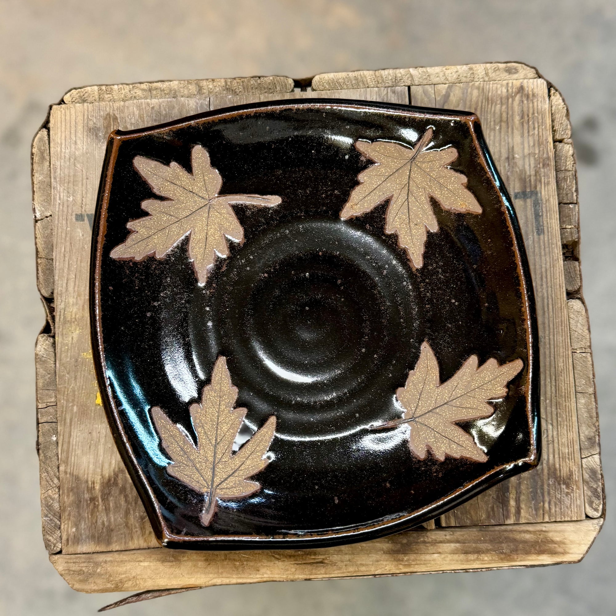 Square Leaf Plate {Walnut}