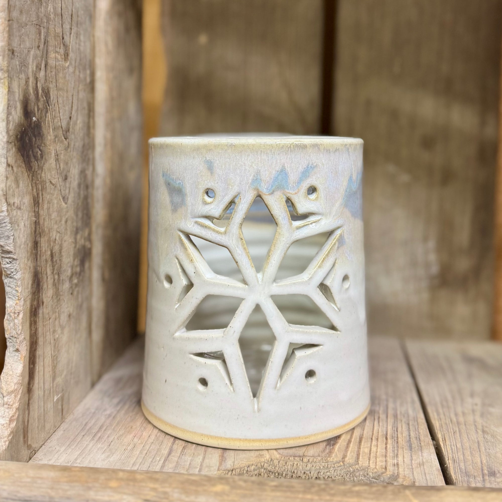 Limited Snowflake Luminary V