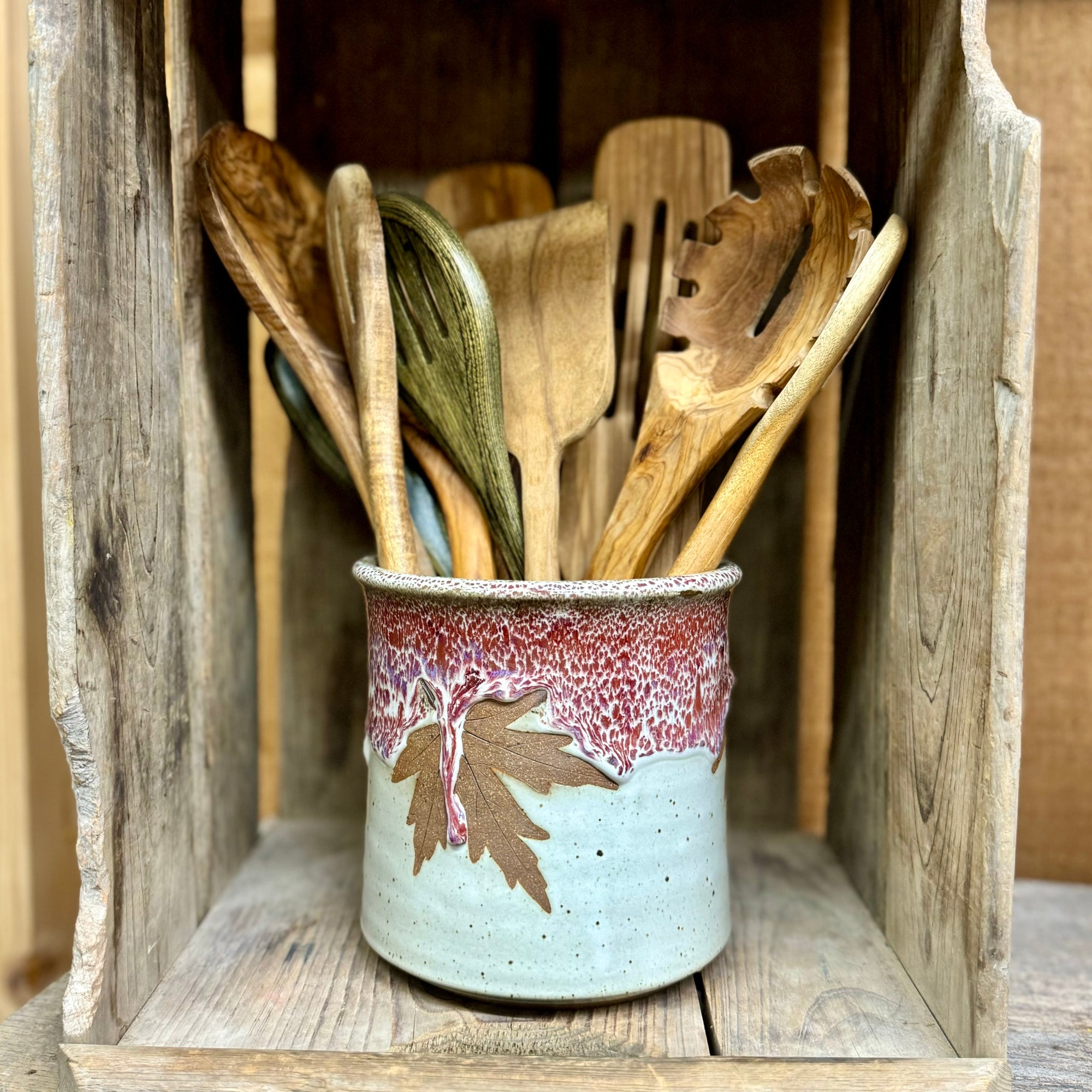 Utensil Holder {White Chocolate Raspberry Leaf}