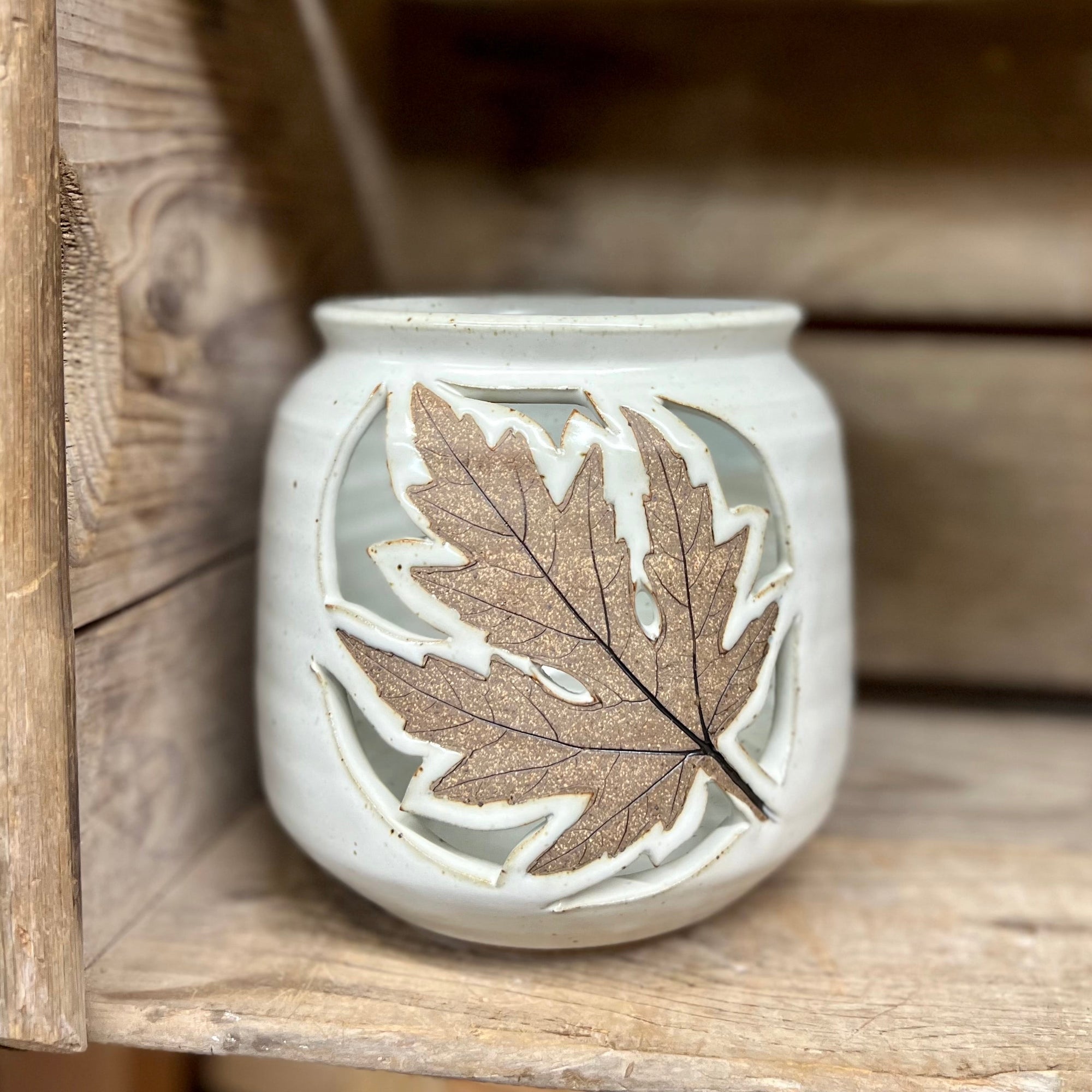 Leaf Luminary {Classic White}