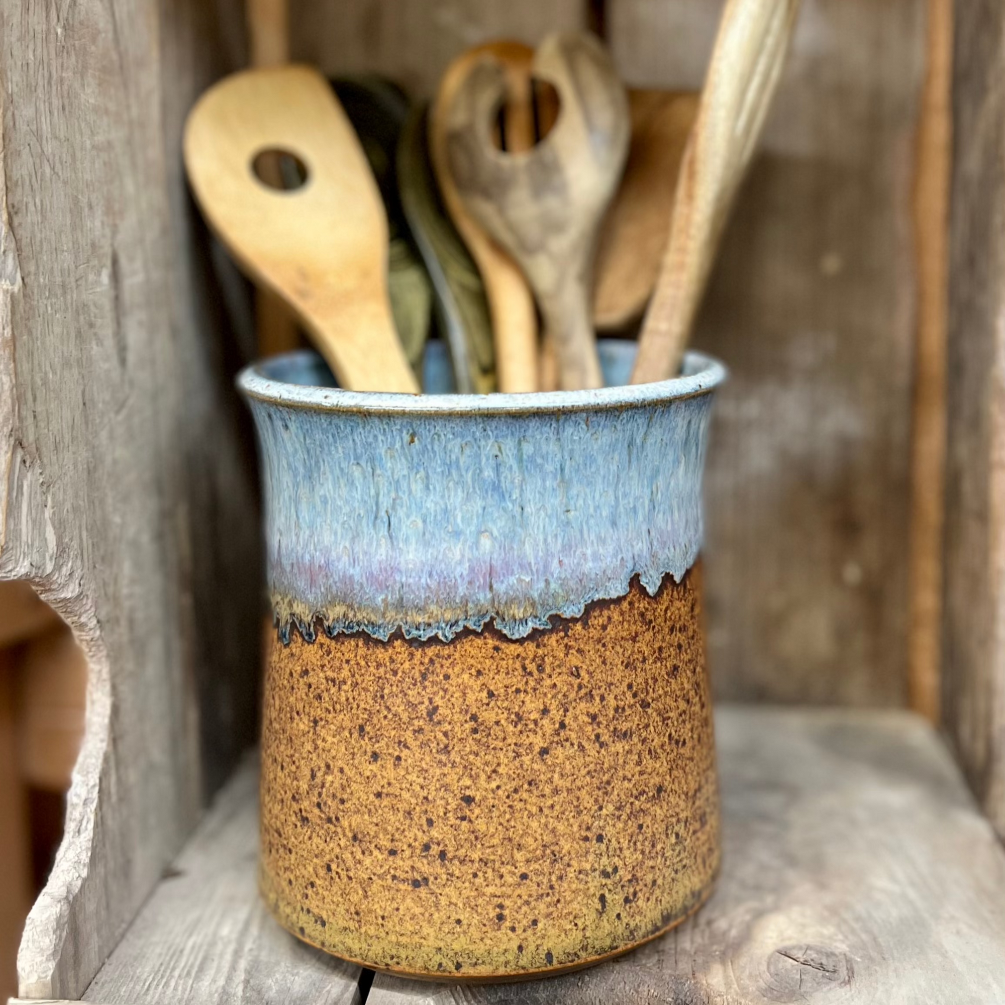 Utensil Holder {Pan for Gold}